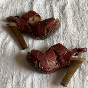 Frye Darcy Peeptoe Platform Sandals